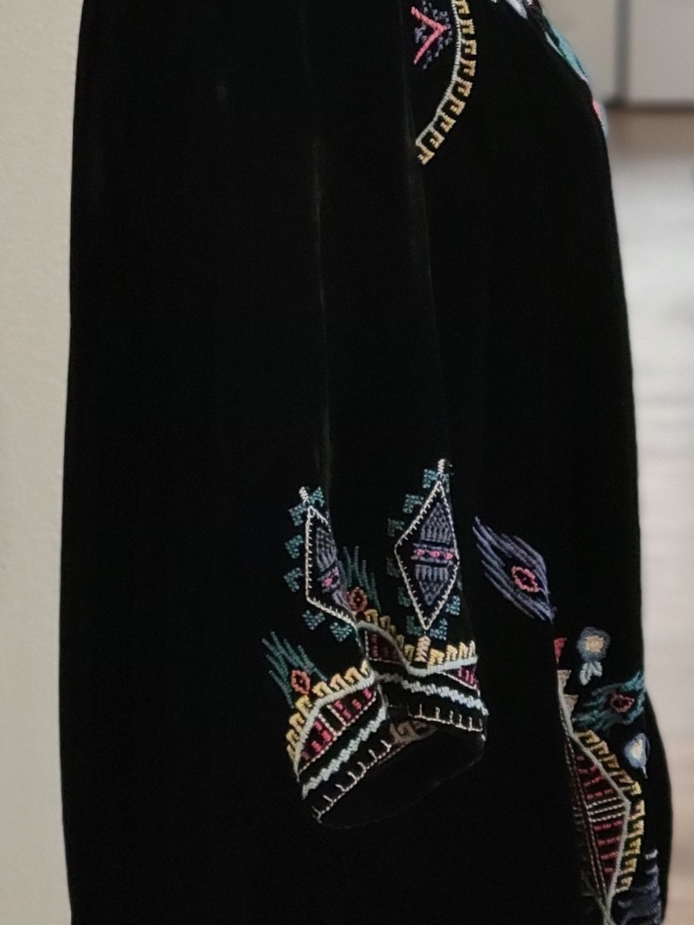 Johnny Was Aveza Black Velvet Embroidered Kimono Coat Floral Size Large - Picture 3 of 8